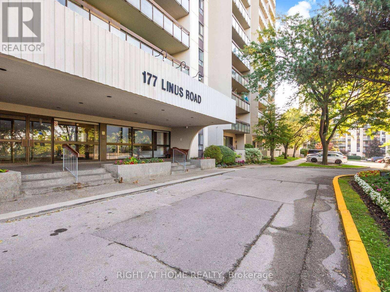612 - 177 Linus Road, Toronto (Don Valley Village), Ontario  M2J 4S5 - Photo 2 - C13501210