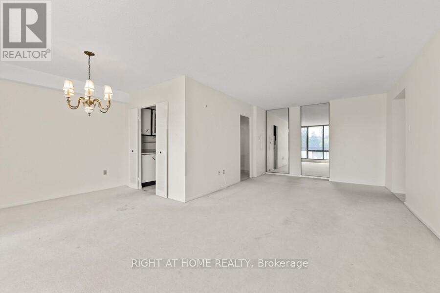 612 - 177 Linus Road, Toronto (Don Valley Village), Ontario  M2J 4S5 - Photo 9 - C13501210