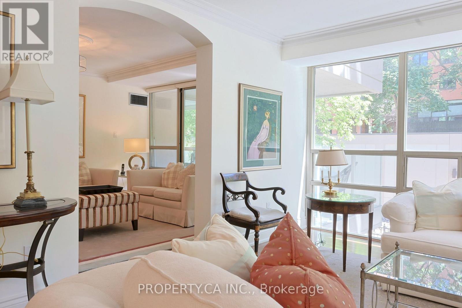 203 - 18 Lower Village Gate, Toronto, Ontario M5P 3M1 - Photo 5 - C13501368
