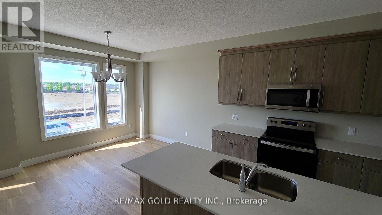 152 - 177 Edgevalley Road, London East, Ontario  N5V 0C5 - Photo 10 - X13497992