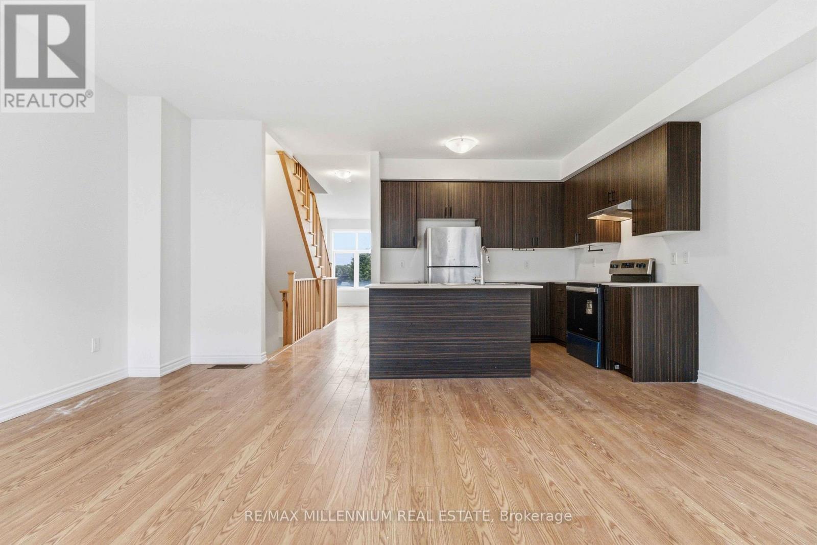 775 Chinook Path, Oshawa, Ontario  L1H 0A7 - Photo 11 - E13501300