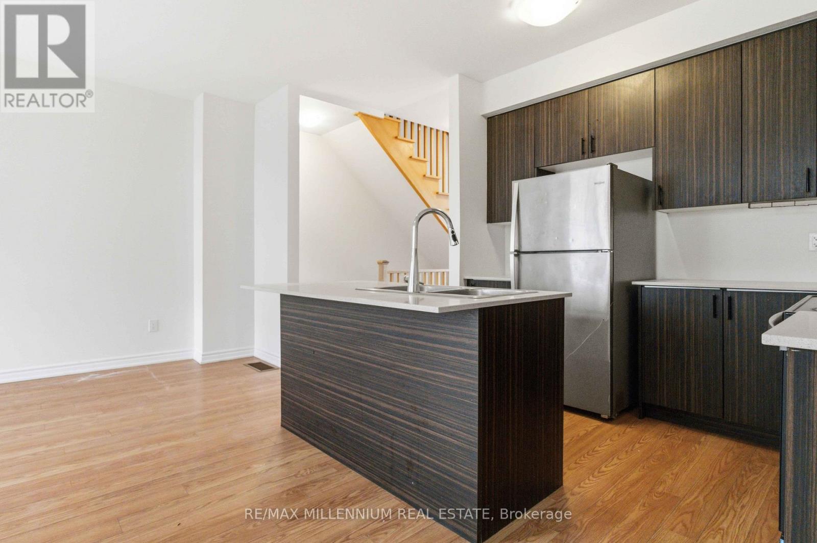775 Chinook Path, Oshawa, Ontario  L1H 0A7 - Photo 15 - E13501300