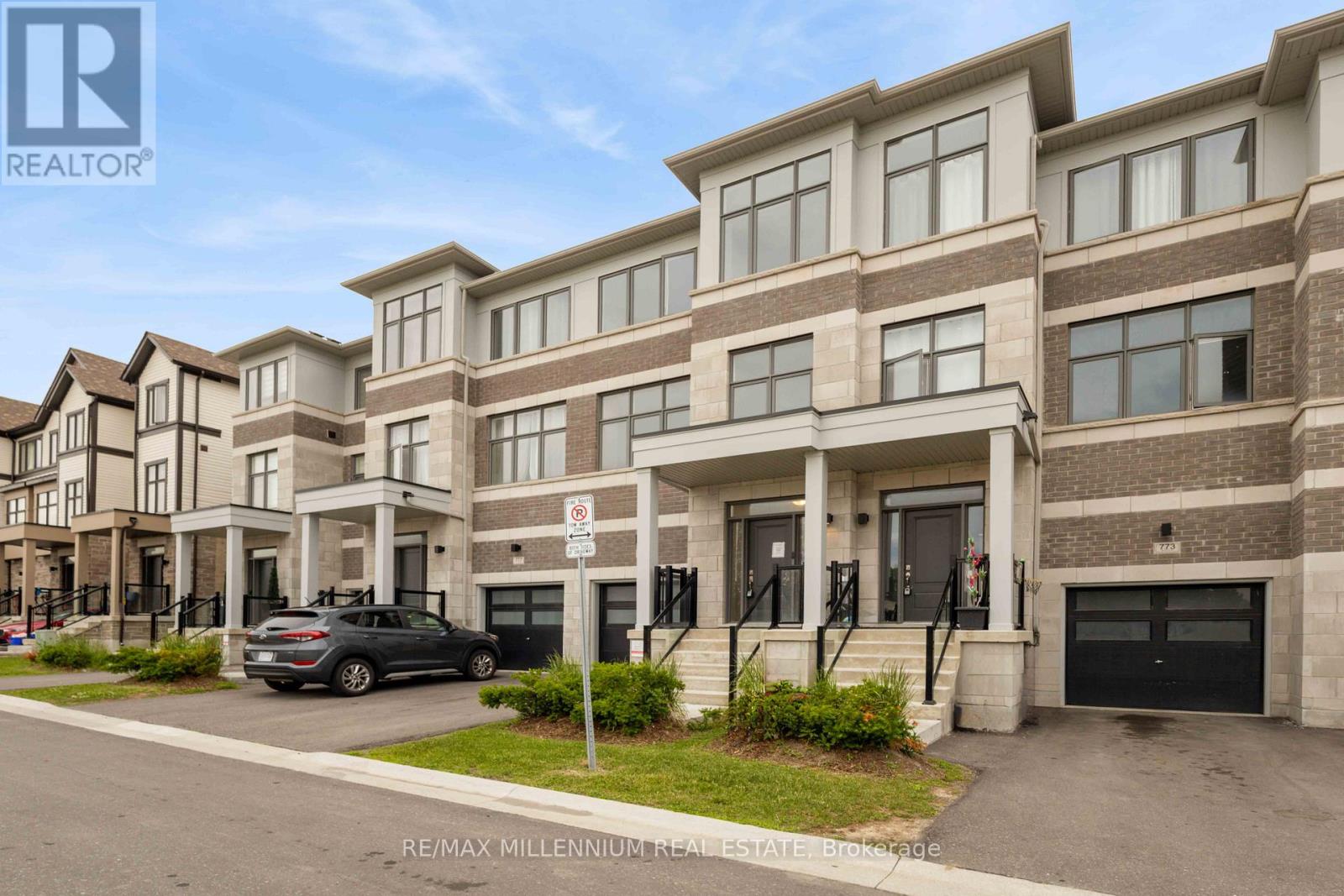 775 Chinook Path, Oshawa, Ontario  L1H 0A7 - Photo 2 - E13501300