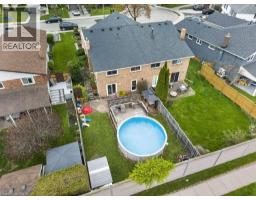 56 BROOKSTREAM Court, Hamilton, Ontario