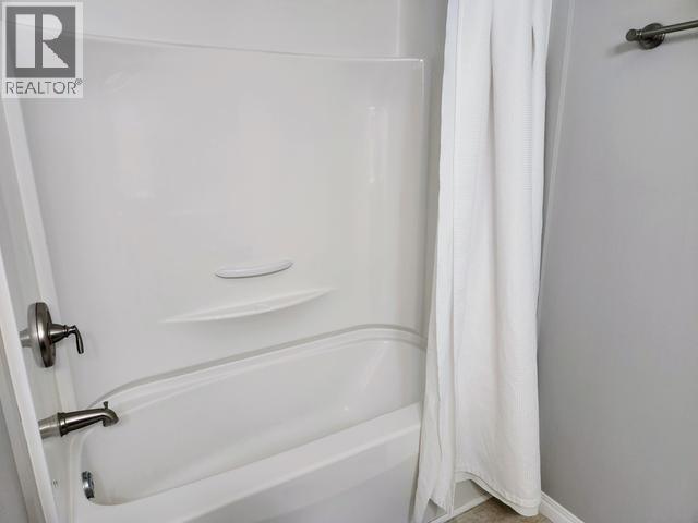 116 Kitza Avenue, Faro, Yukon Y0B 1K0 - Photo 18 - 17301