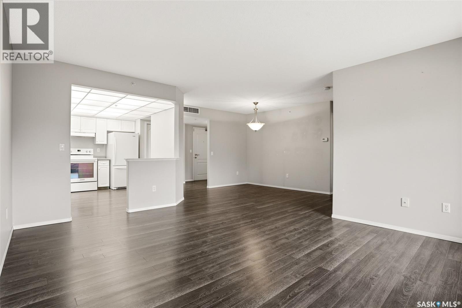 333 2530 25th Avenue, Regina, Saskatchewan  S4S 4E6 - Photo 3 - SK040993
