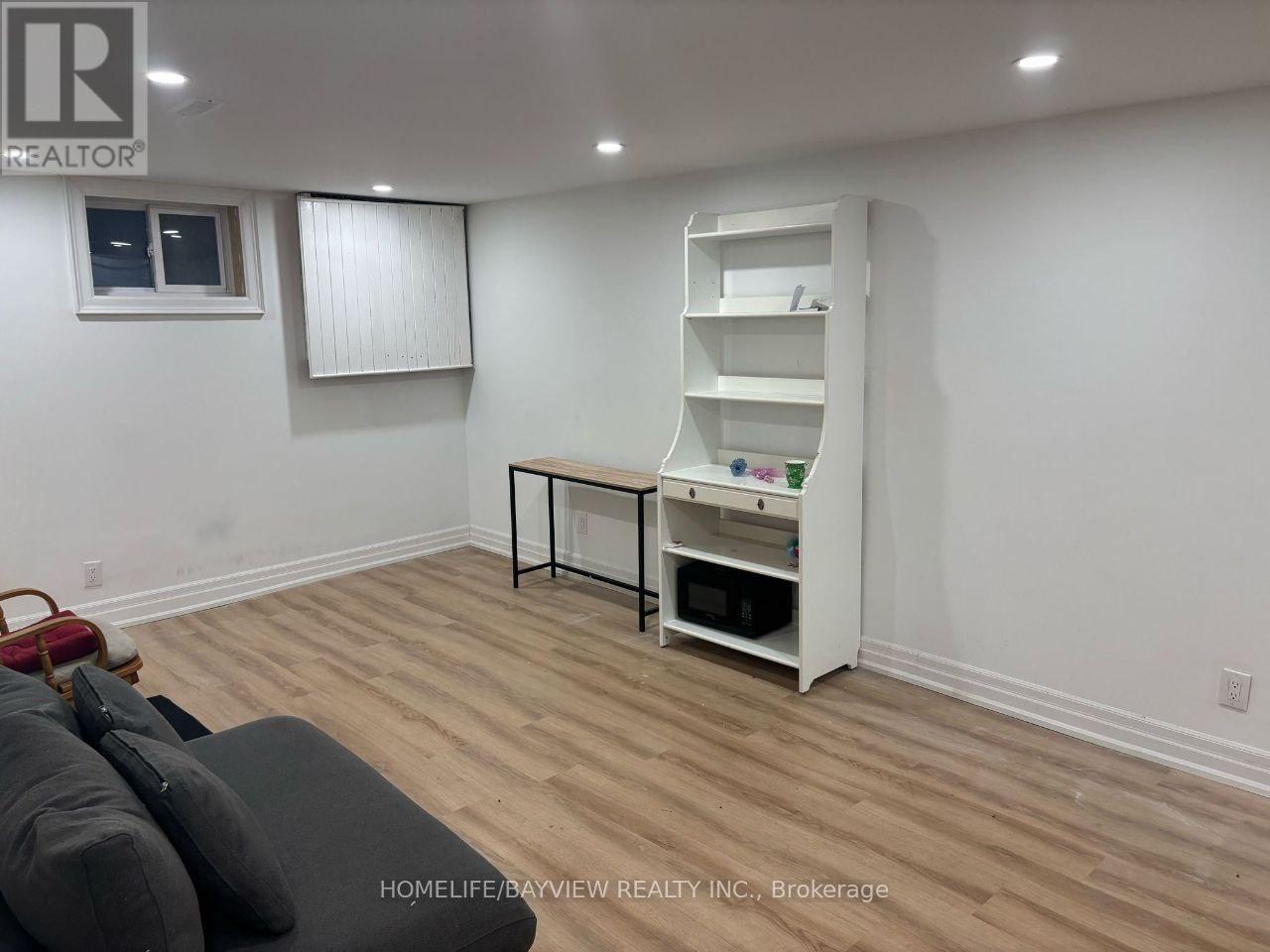 Basement - 110 Woodpark Place, Newmarket, Ontario  L3Y 3P6 - Photo 5 - N13501340