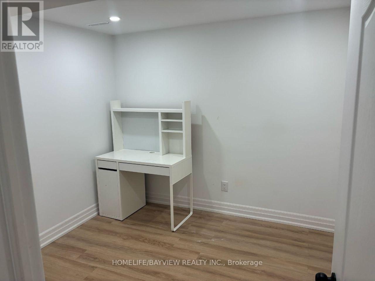 Basement - 110 Woodpark Place, Newmarket, Ontario  L3Y 3P6 - Photo 9 - N13501340