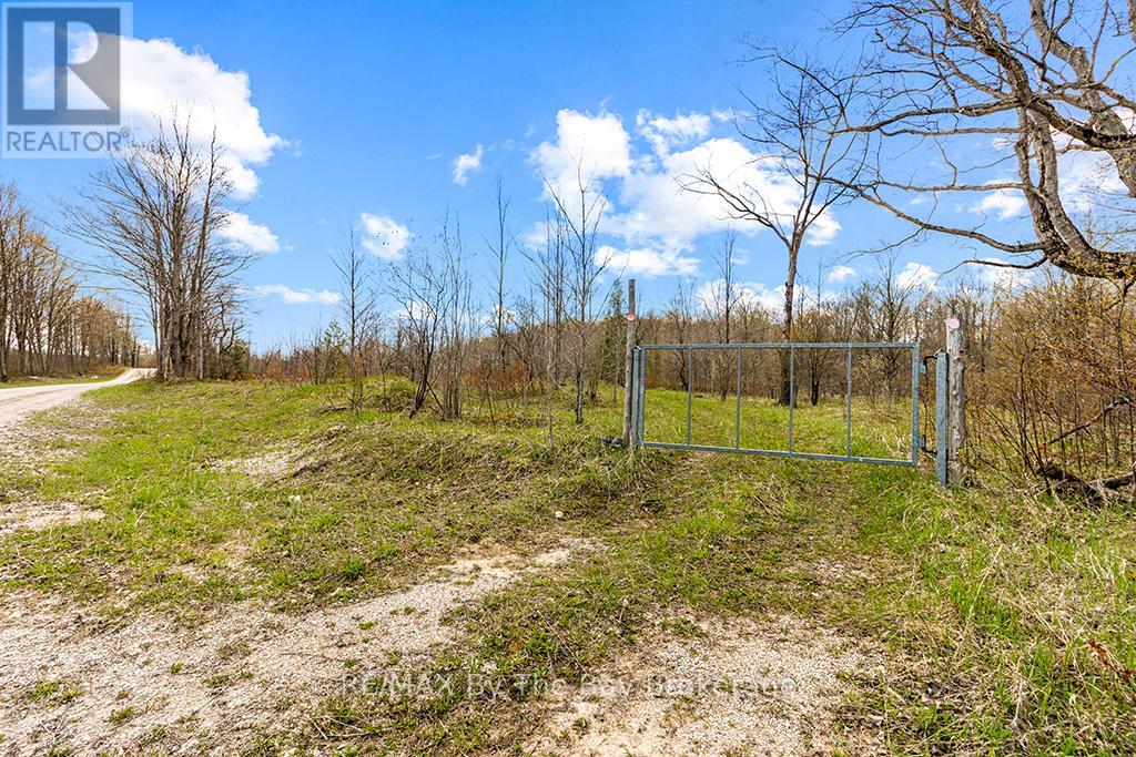 353814 Osprey Artemesia Townline, Grey Highlands, Ontario  N0C 1J0 - Photo 9 - X13237674