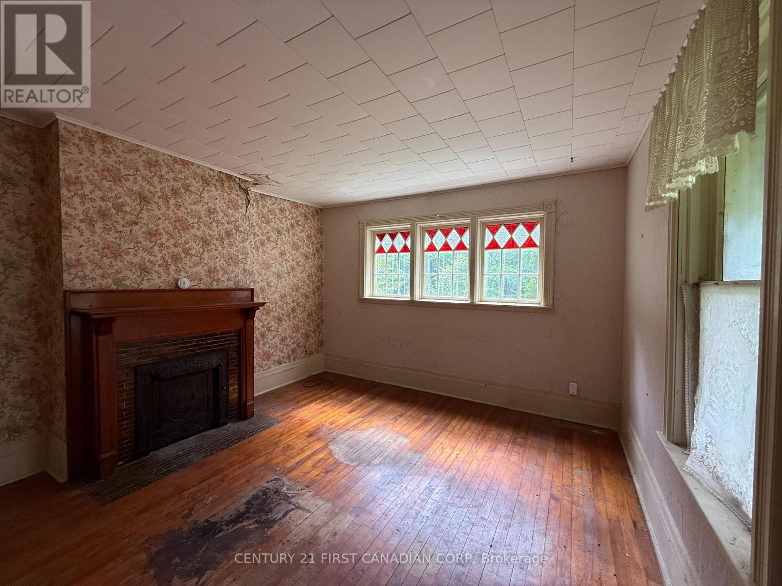 190 Church Street, North Middlesex, Ontario  N0M 1A0 - Photo 18 - X13501006