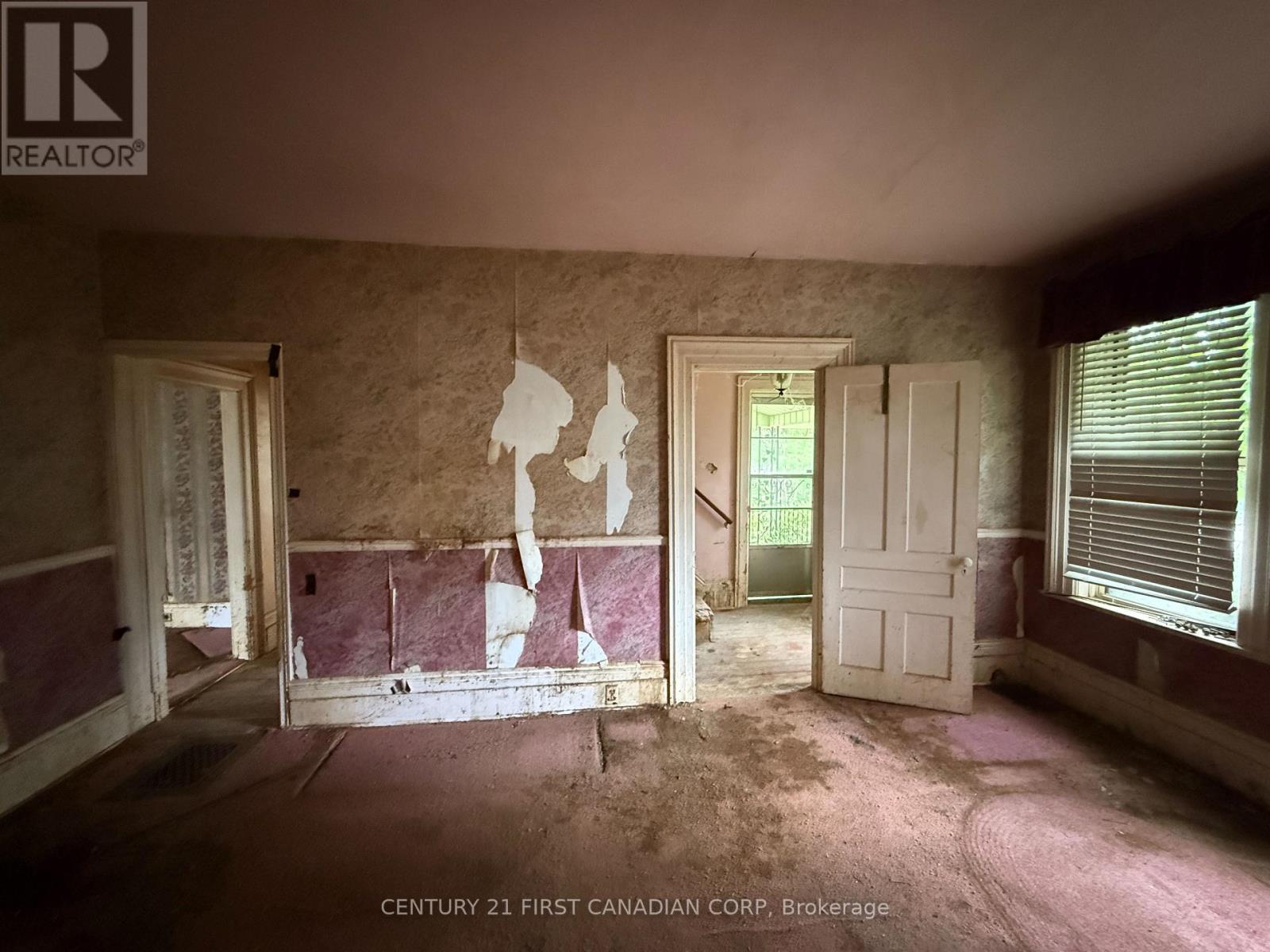 190 Church Street, North Middlesex, Ontario  N0M 1A0 - Photo 12 - X13501006