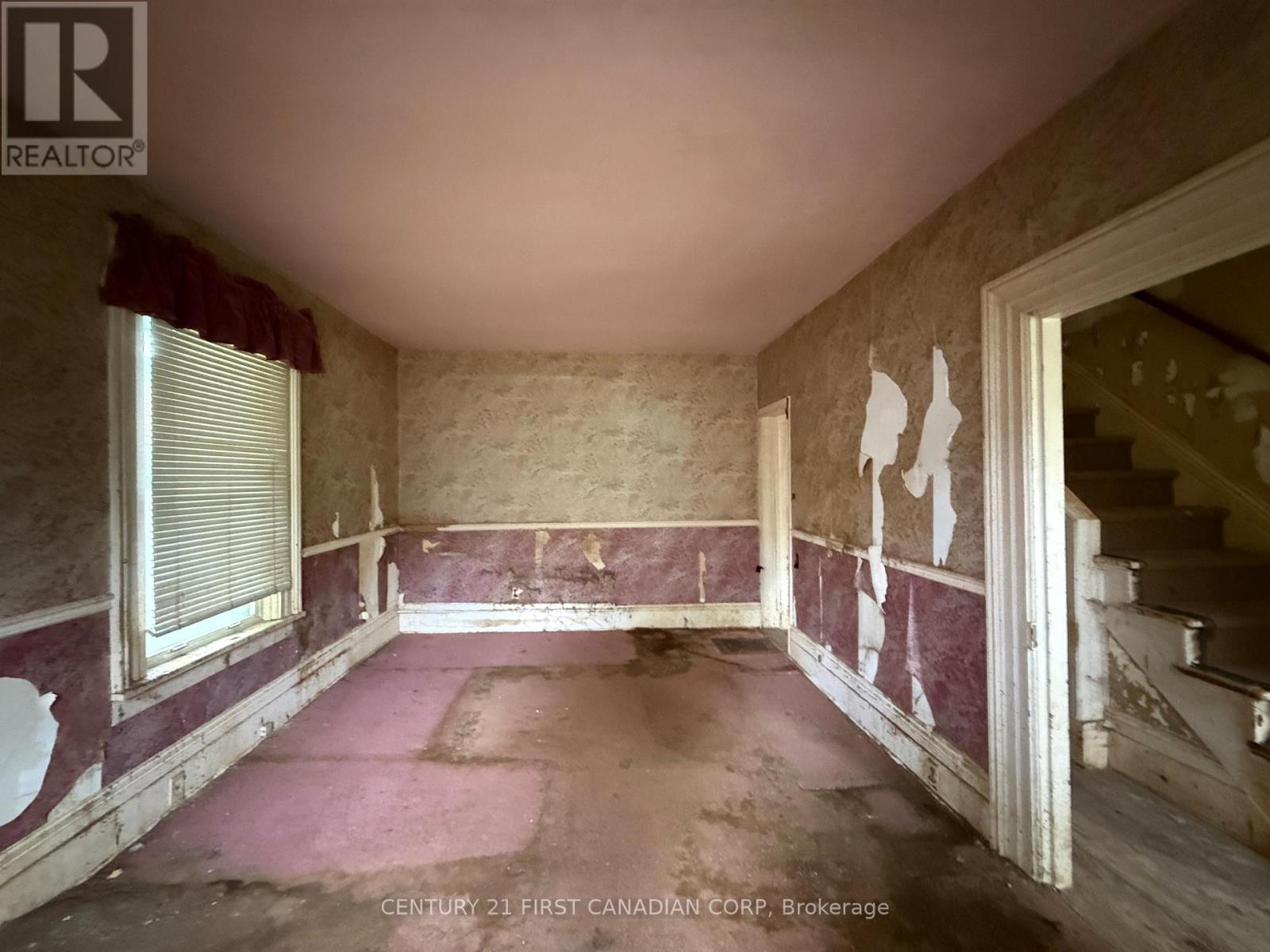 190 Church Street, North Middlesex, Ontario  N0M 1A0 - Photo 11 - X13501006