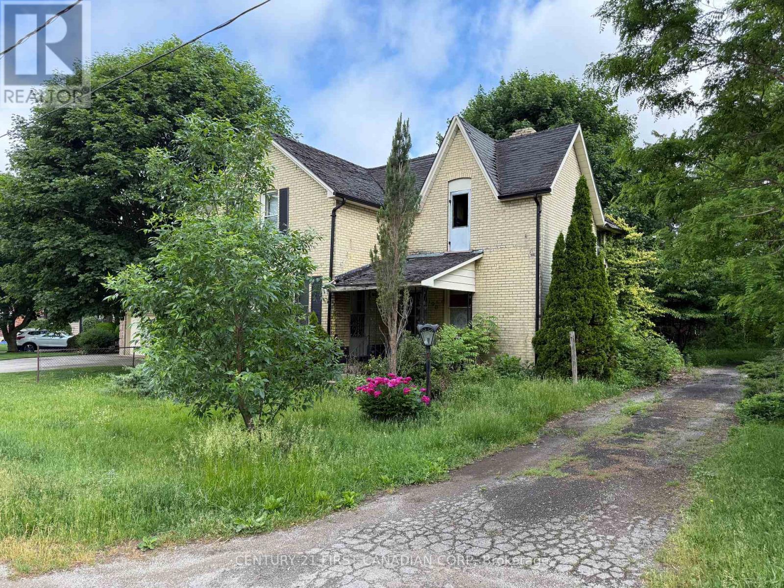 190 Church Street, North Middlesex, Ontario  N0M 1A0 - Photo 2 - X13501006