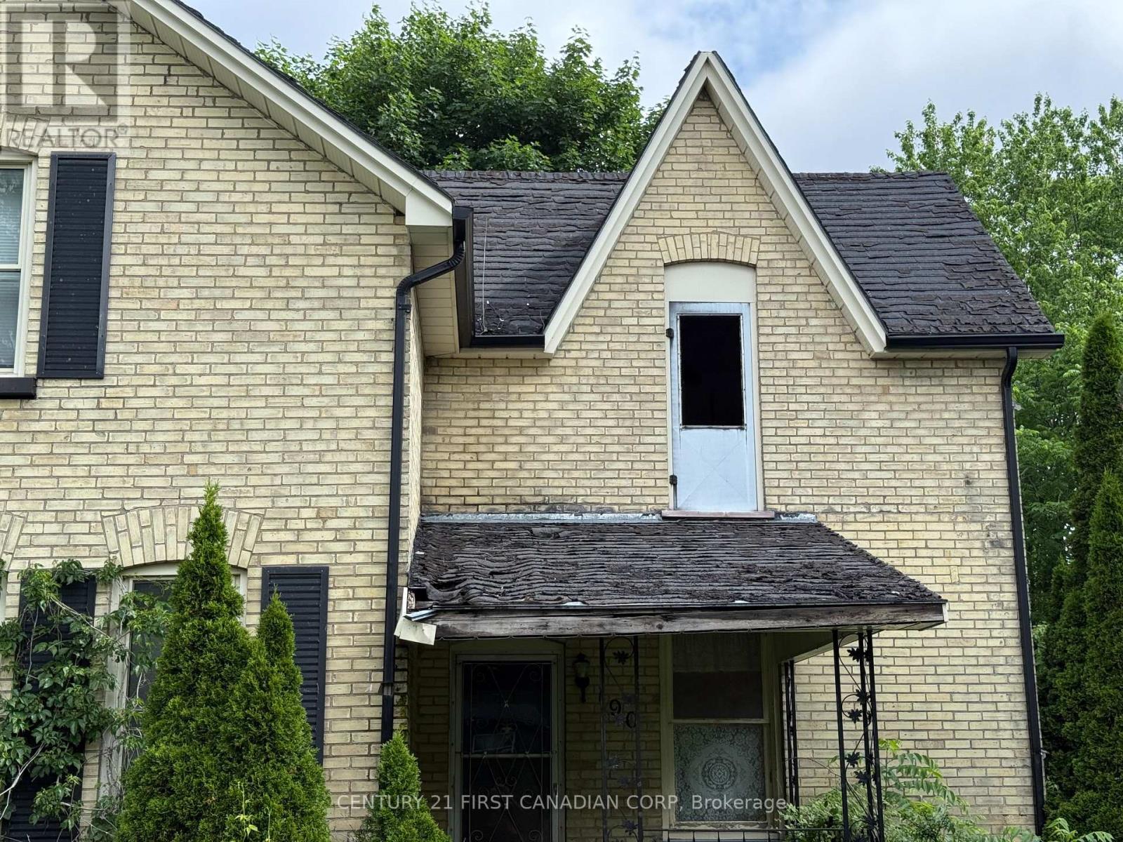 190 Church Street, North Middlesex, Ontario  N0M 1A0 - Photo 3 - X13501006