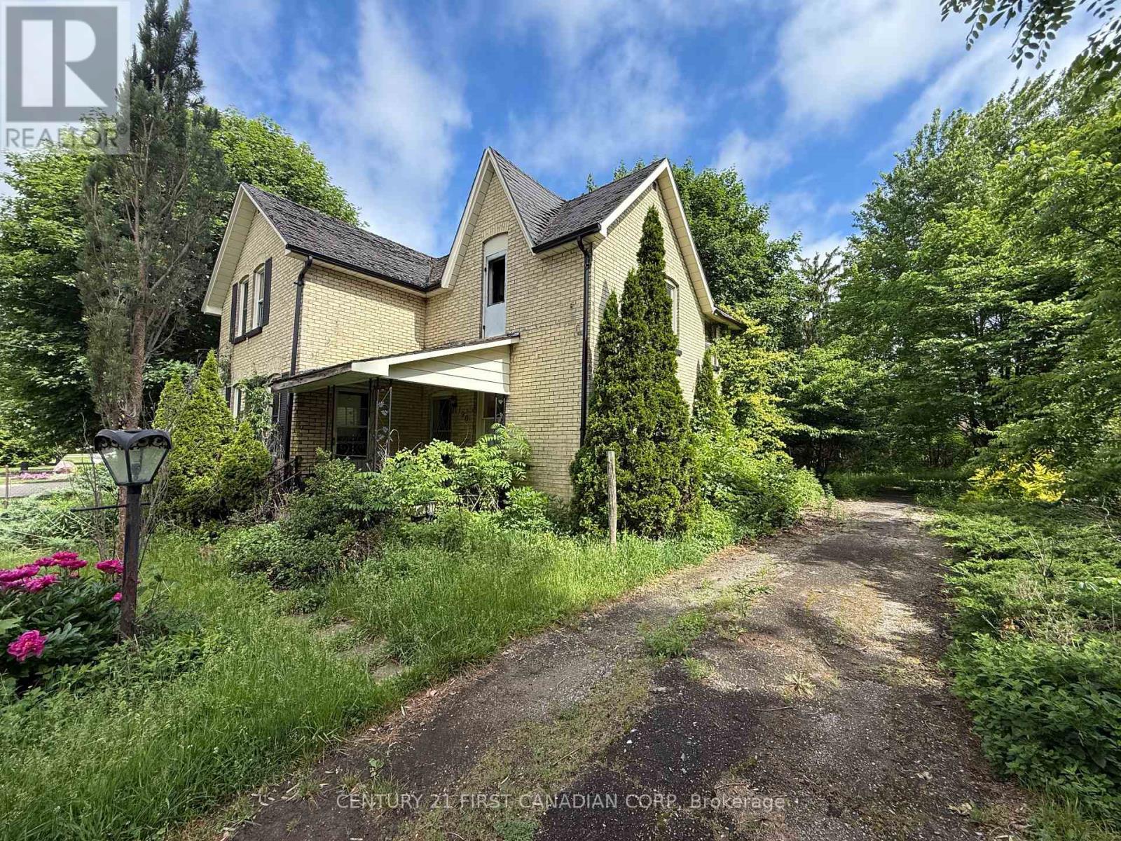 190 Church Street, North Middlesex, Ontario  N0M 1A0 - Photo 4 - X13501006
