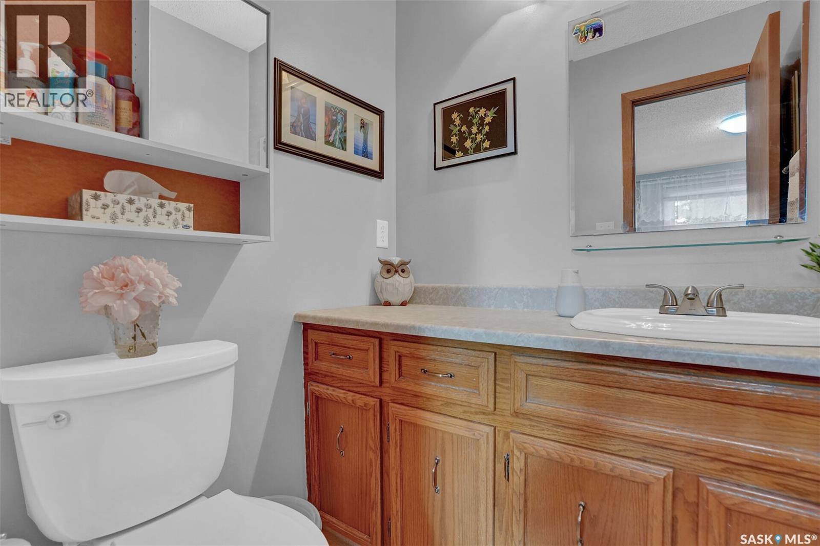 785 Bard Crescent N, Regina, Saskatchewan  S4X 2L1 - Photo 24 - SK040982