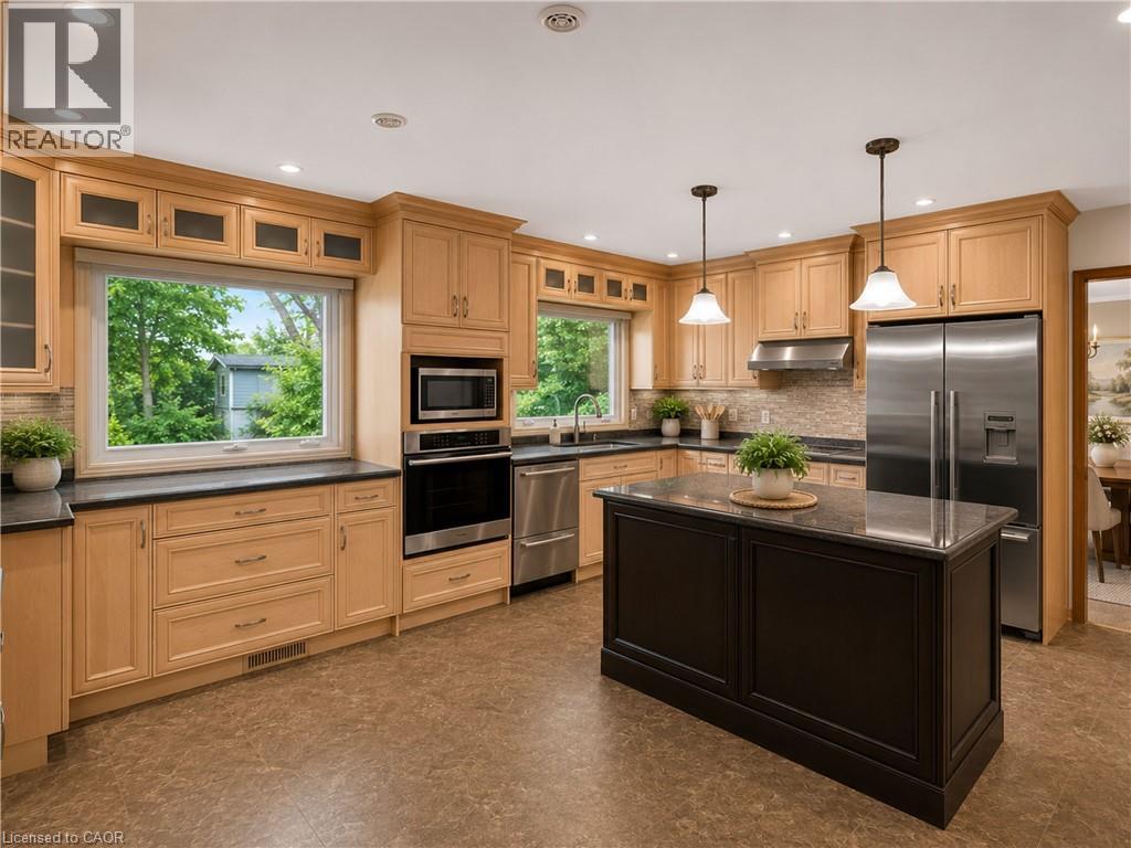 564 Mountain Brow Boulevard, Hamilton, Ontario  L8T 1A9 - Photo 11 - 40842359