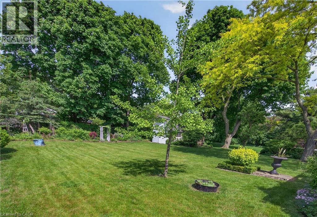 564 Mountain Brow Boulevard, Hamilton, Ontario  L8T 1A9 - Photo 44 - 40842359