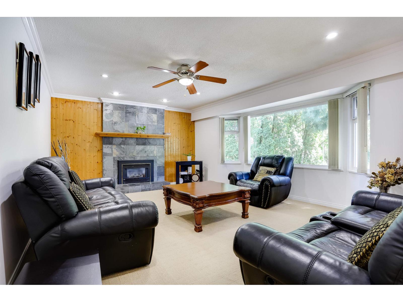 15135 86b Avenue, Surrey, British Columbia  V3S 4V3 - Photo 3 - R3140754