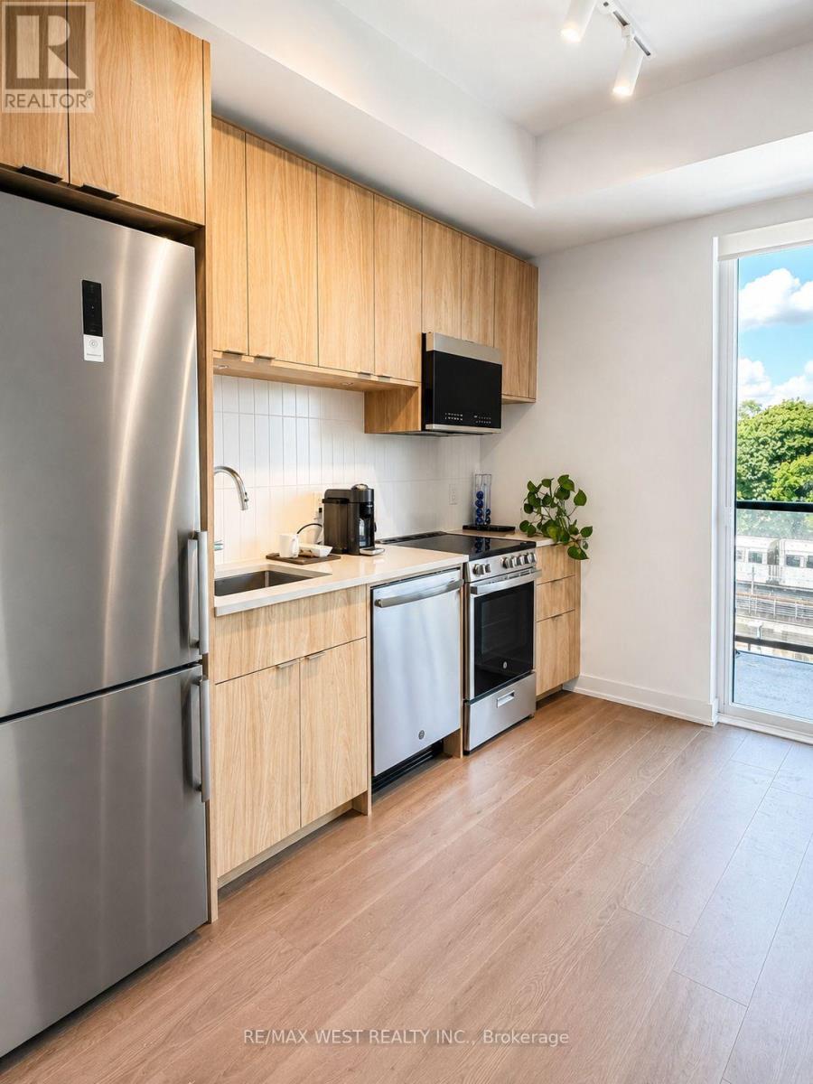 318 - 1660 Bloor Street W, Toronto, Ontario  M6P 0C6 - Photo 6 - W13501114