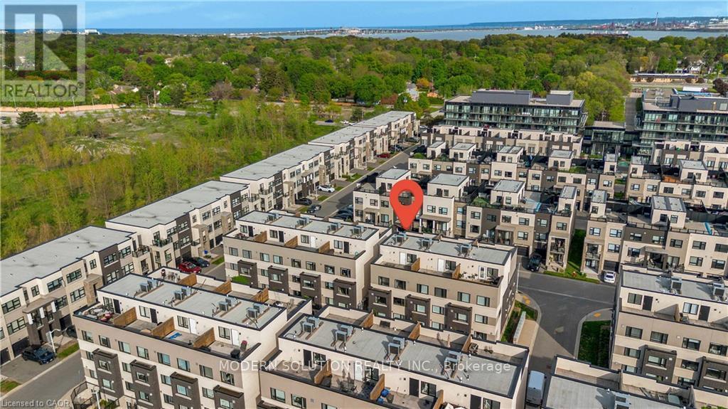 712 - 1131 Cooke Boulevard, Burlington, Ontario  L7T 0C3 - Photo 3 - W13501182