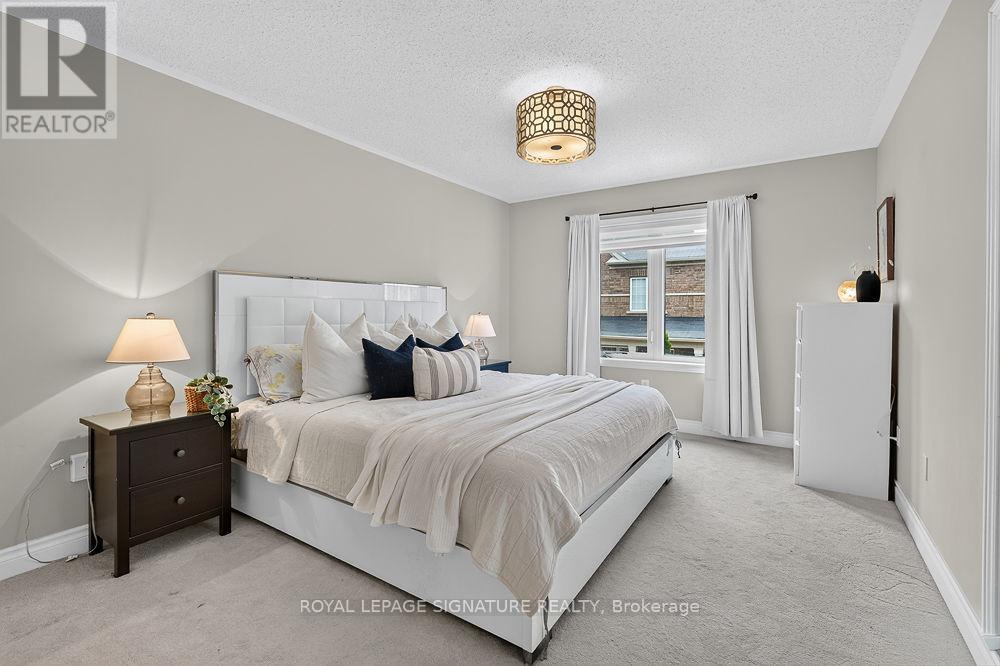 209 Sarah Cline Drive, Oakville, Ontario  L6M 0T8 - Photo 13 - W13501220