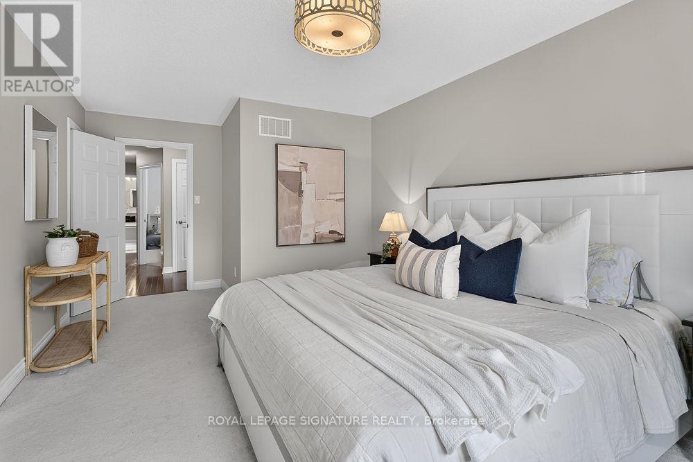 209 Sarah Cline Drive, Oakville, Ontario  L6M 0T8 - Photo 14 - W13501220