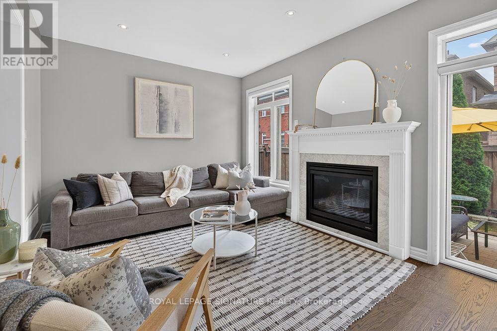 209 Sarah Cline Drive, Oakville, Ontario  L6M 0T8 - Photo 9 - W13501220