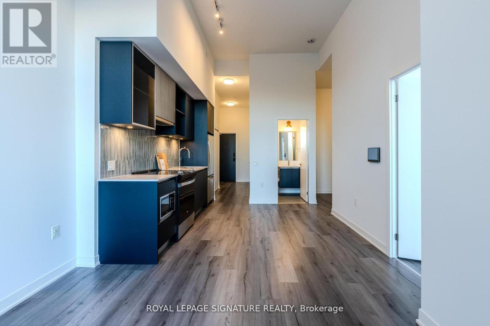 132 - 395 Dundas Street W, Oakville (Go Glenorchy), Ontario  L6M 5R8 - Photo 2 - W13501276