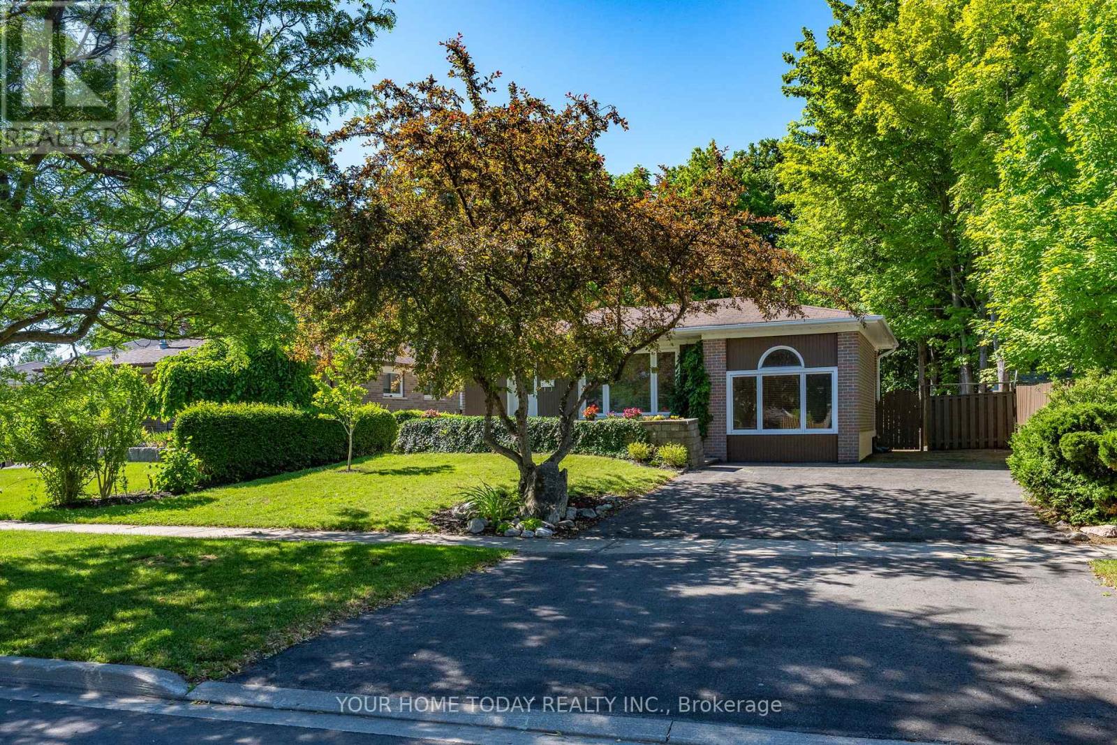 338 DELREX BOULEVARD, Halton Hills, Ontario