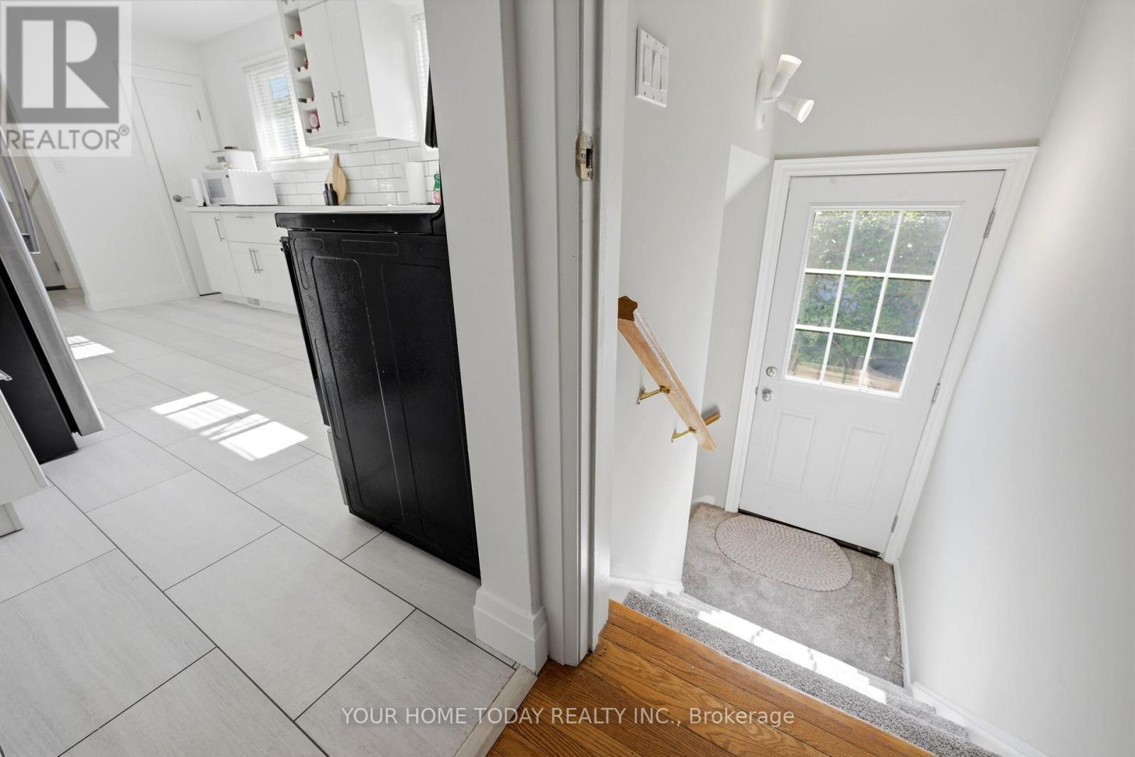 338 Delrex Boulevard, Halton Hills, Ontario  L7G 4H4 - Photo 21 - W13501304