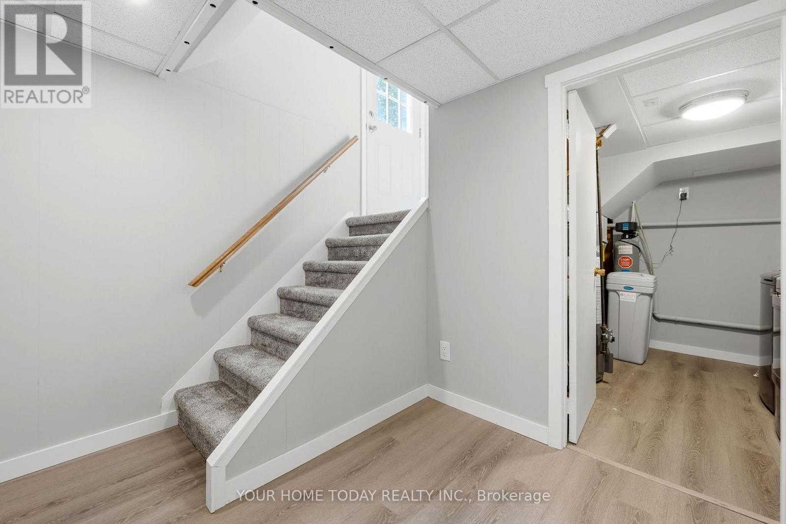 338 Delrex Boulevard, Halton Hills, Ontario  L7G 4H4 - Photo 24 - W13501304