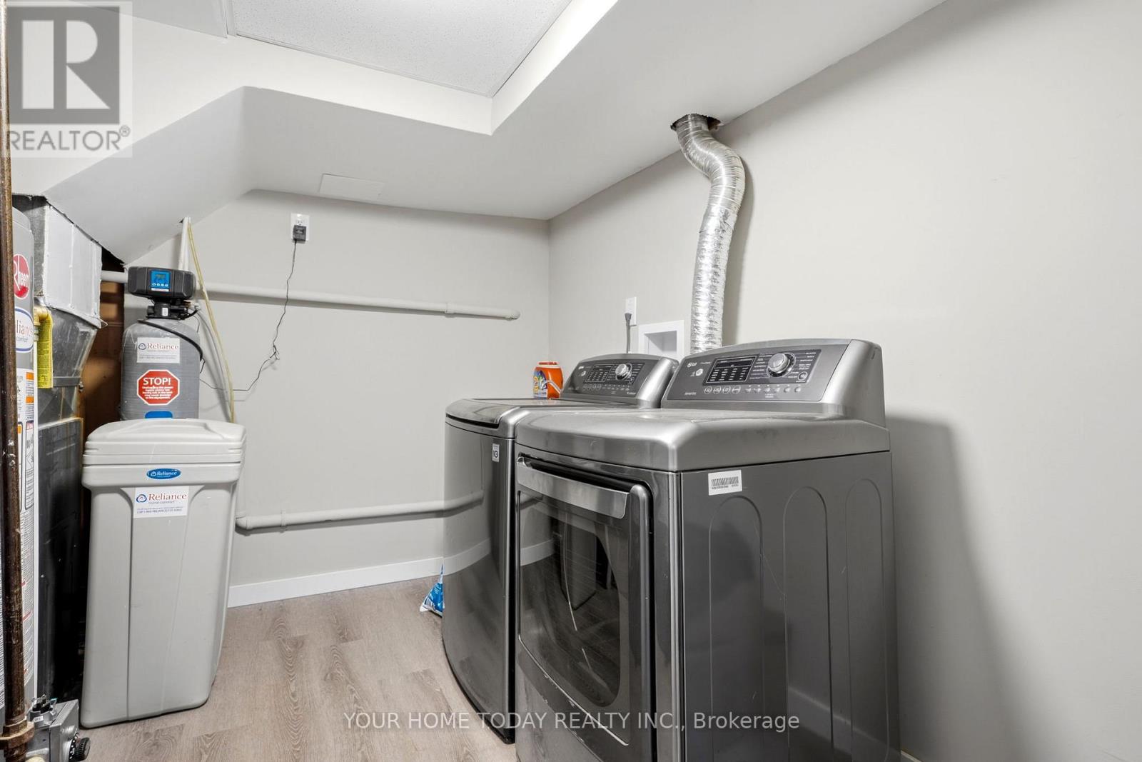 338 Delrex Boulevard, Halton Hills, Ontario  L7G 4H4 - Photo 25 - W13501304