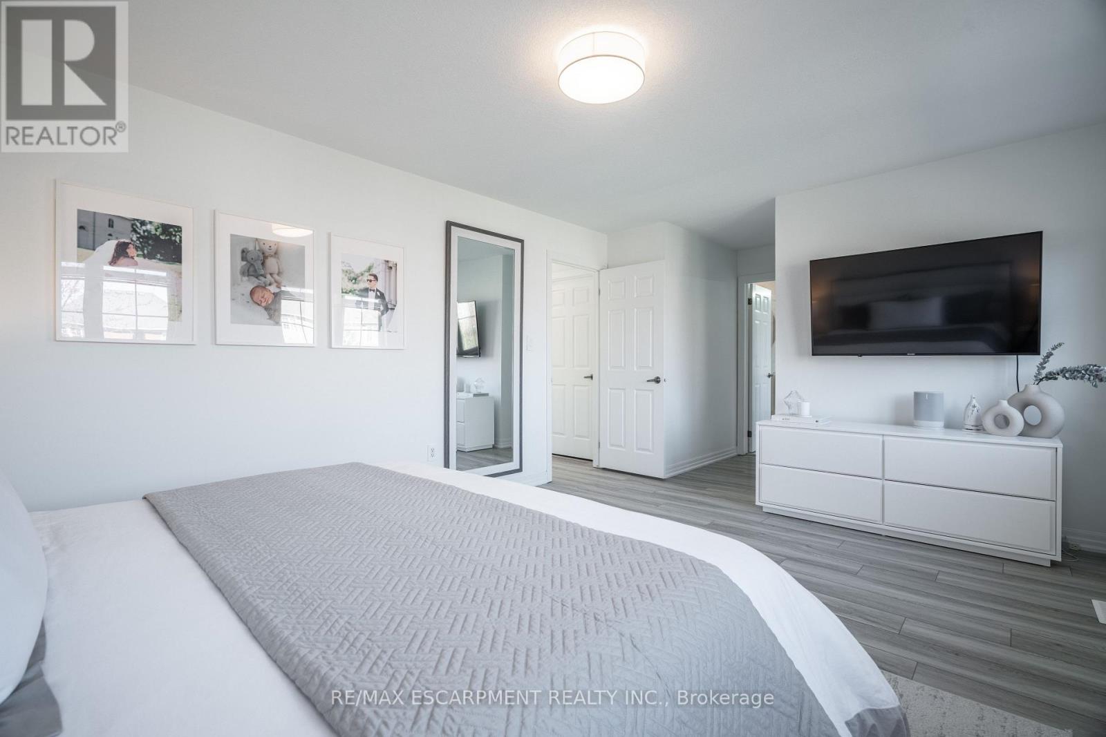 80 Montreal Circle, Hamilton, Ontario  L8E 0C9 - Photo 19 - X13501346