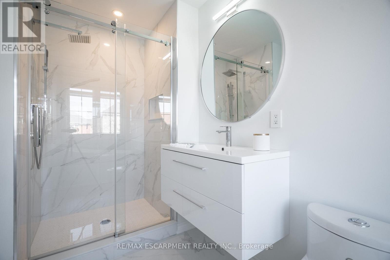 80 Montreal Circle, Hamilton, Ontario  L8E 0C9 - Photo 21 - X13501346