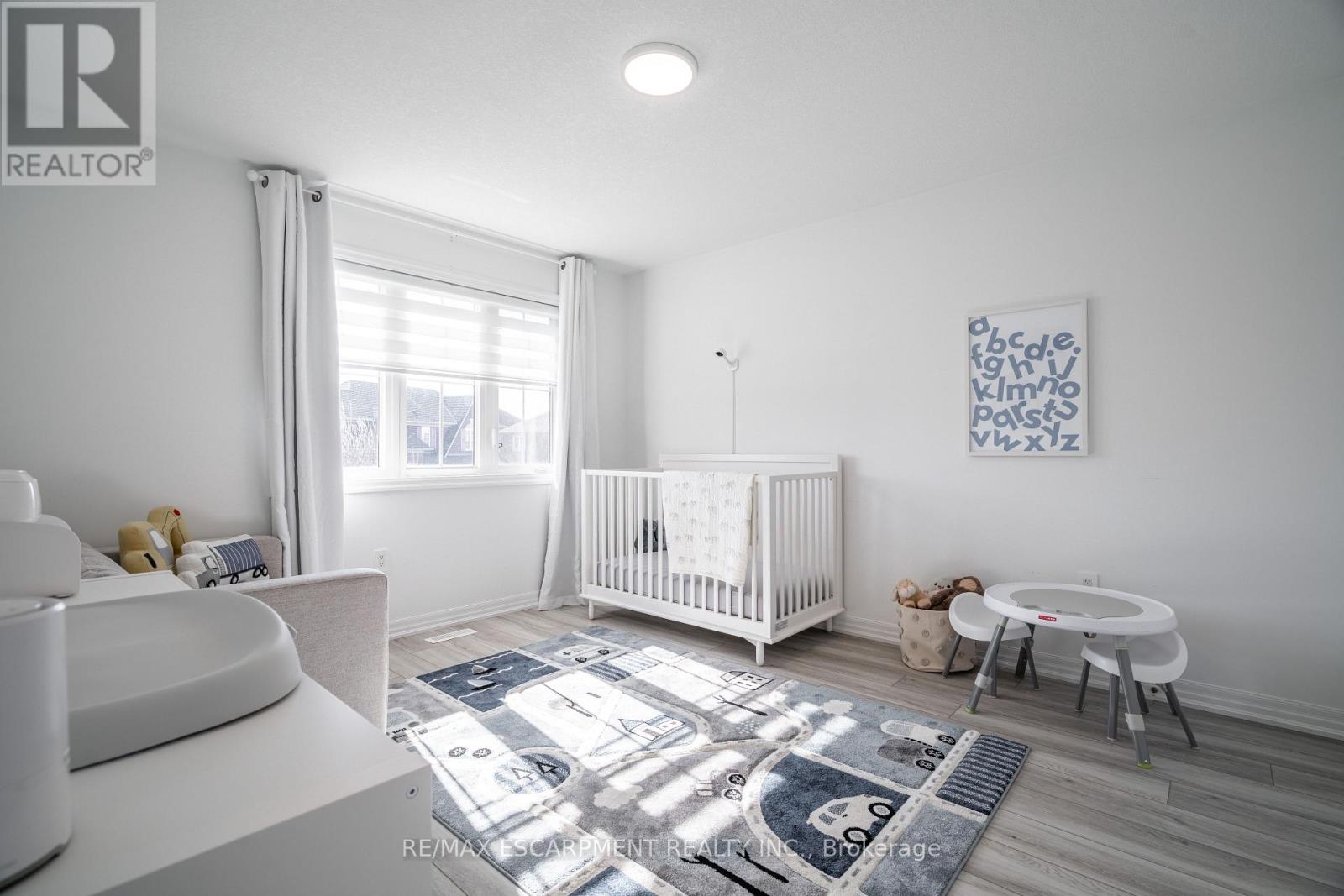 80 Montreal Circle, Hamilton, Ontario  L8E 0C9 - Photo 25 - X13501346