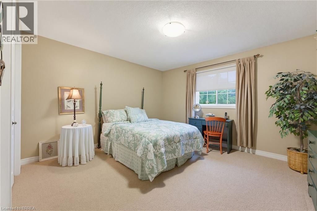655 Park Road N Unit# 13, Brantford, Ontario  N3R 0A2 - Photo 24 - 40843268