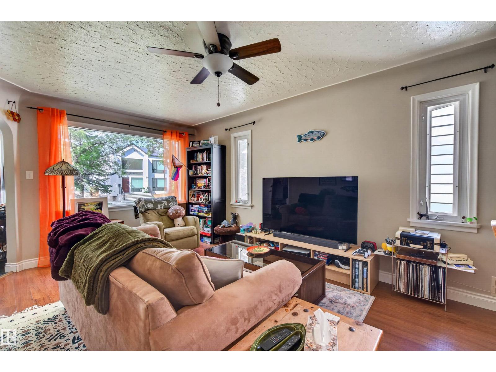 9741 72 Av NW, Edmonton, Alberta  T6E 0Y9 - Photo 3 - E4495708