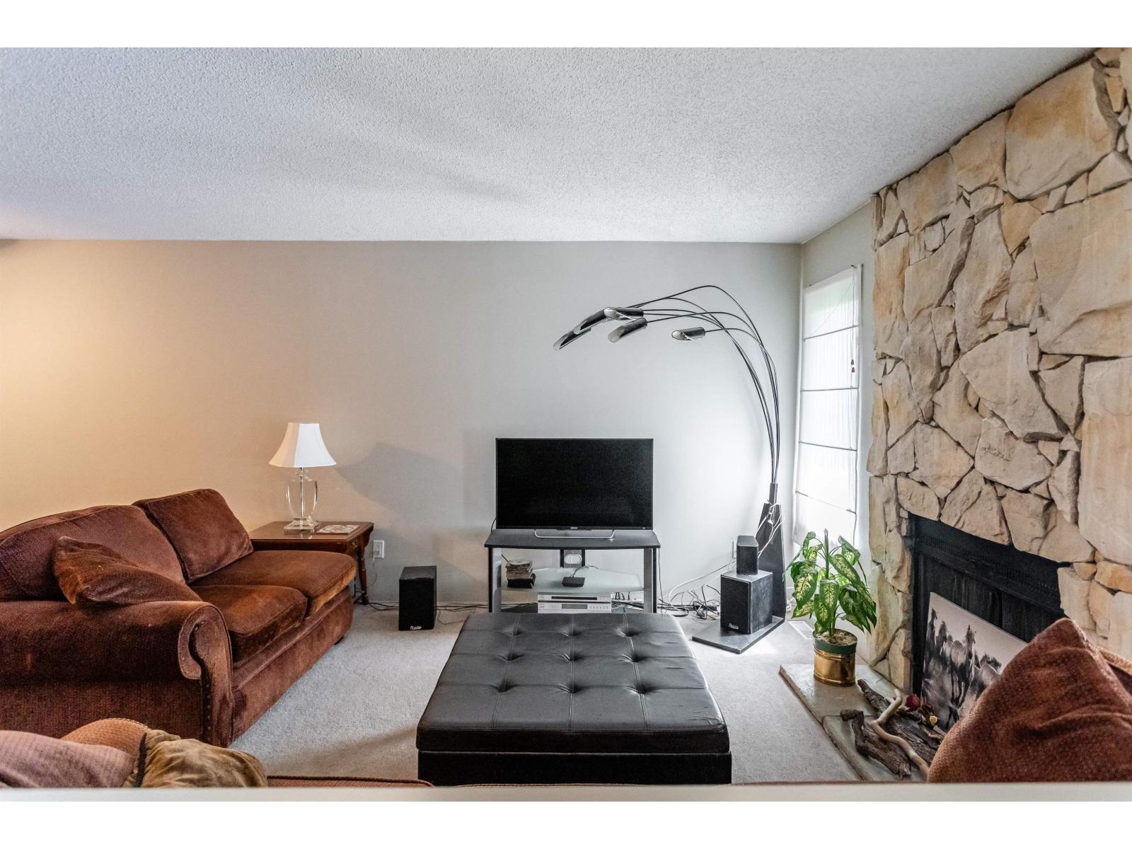 2253 Willoughby Way, Langley, British Columbia  V2Y 1B8 - Photo 4 - R3140761