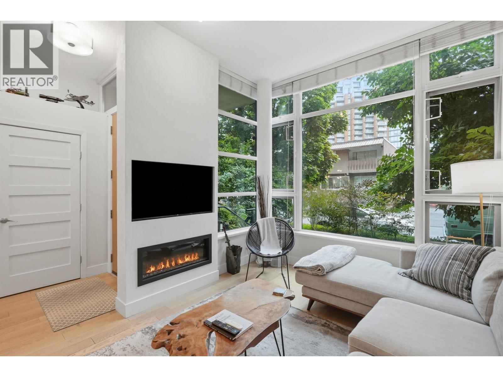 288 E 11 Avenue, Vancouver, British Columbia  V5T 2C3 - Photo 3 - R3140688