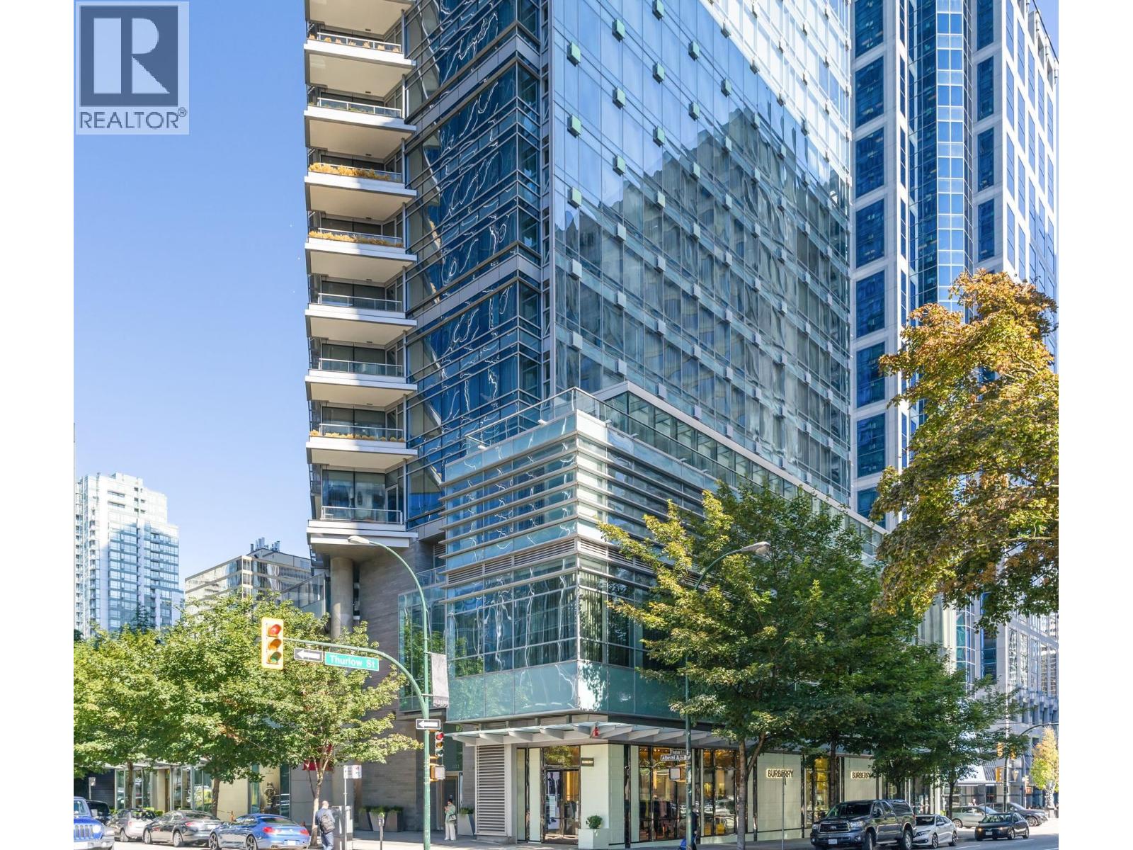 3305 1111 ALBERNI STREET
