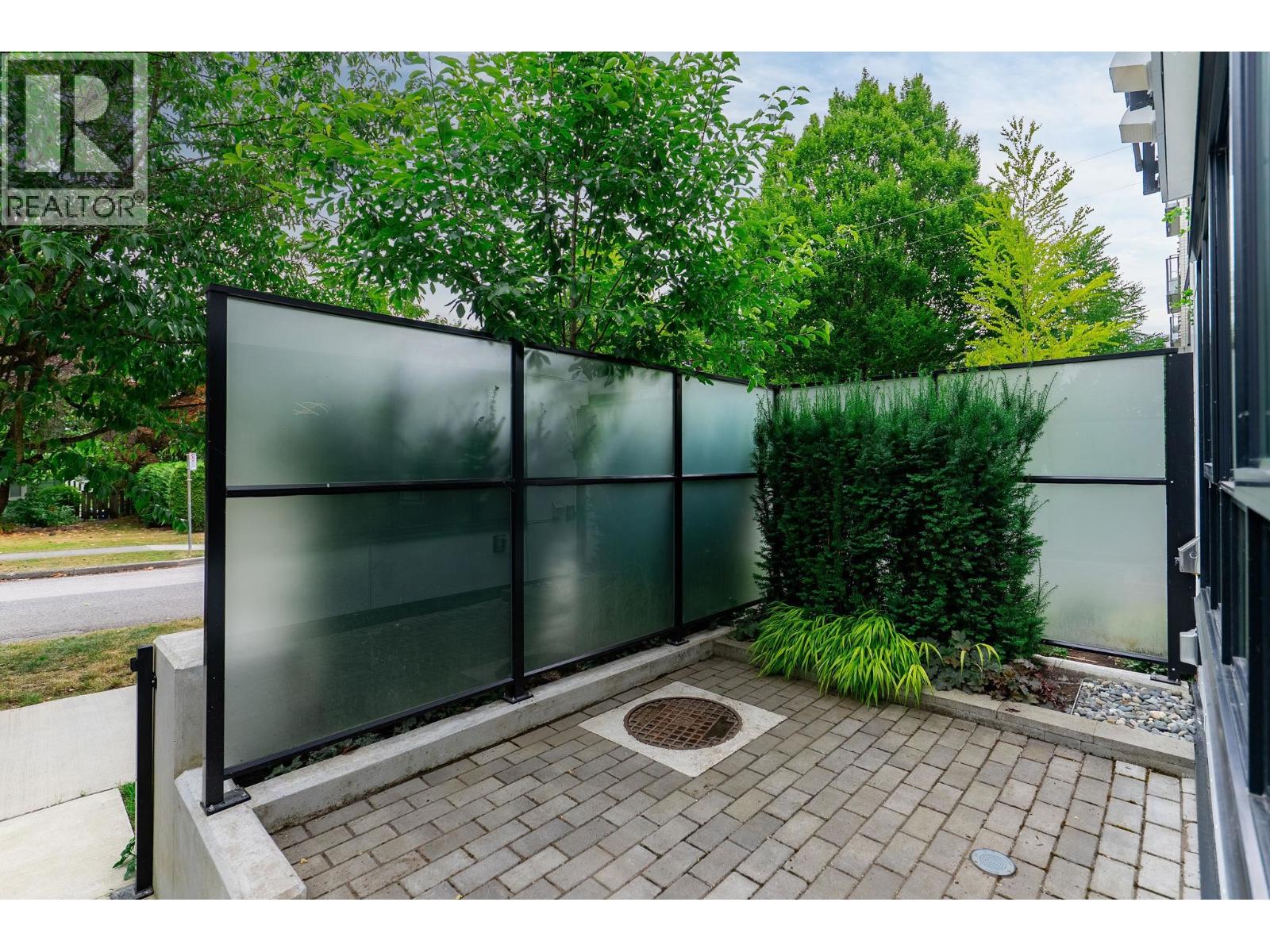 11 520 W 28th Avenue, Vancouver, British Columbia  V5Z 2H1 - Photo 3 - R3140736