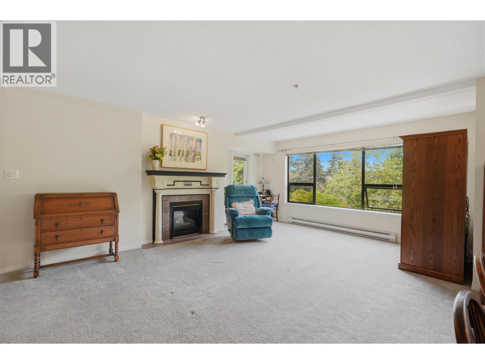 205 5855 Cowrie Street, Sechelt, British Columbia  V7Z 0K1 - Photo 3 - R3140774