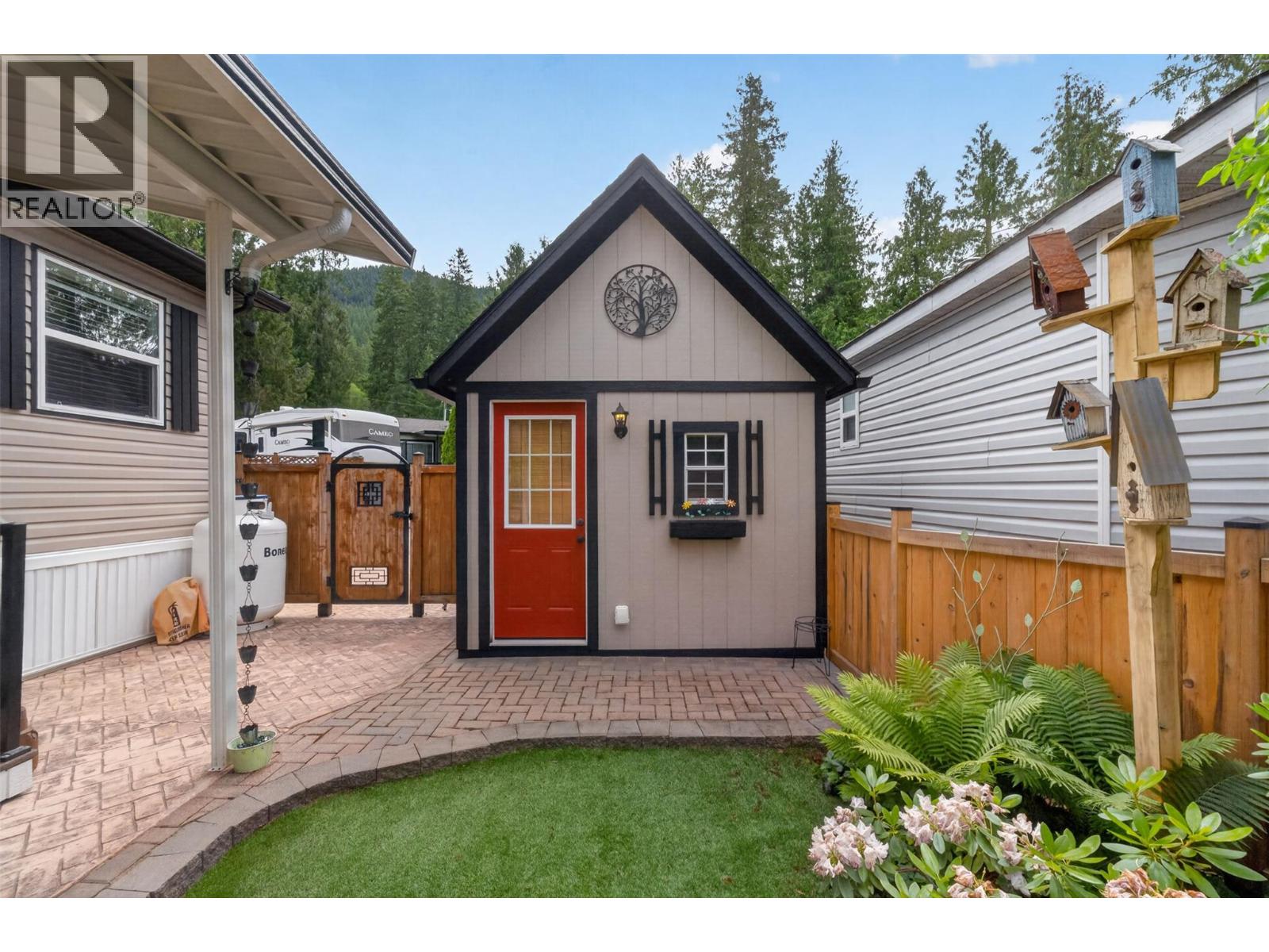 8242 Highway 97a Highway Unit# 11, Sicamous, British Columbia  V0E 2V0 - Photo 21 - 10390815