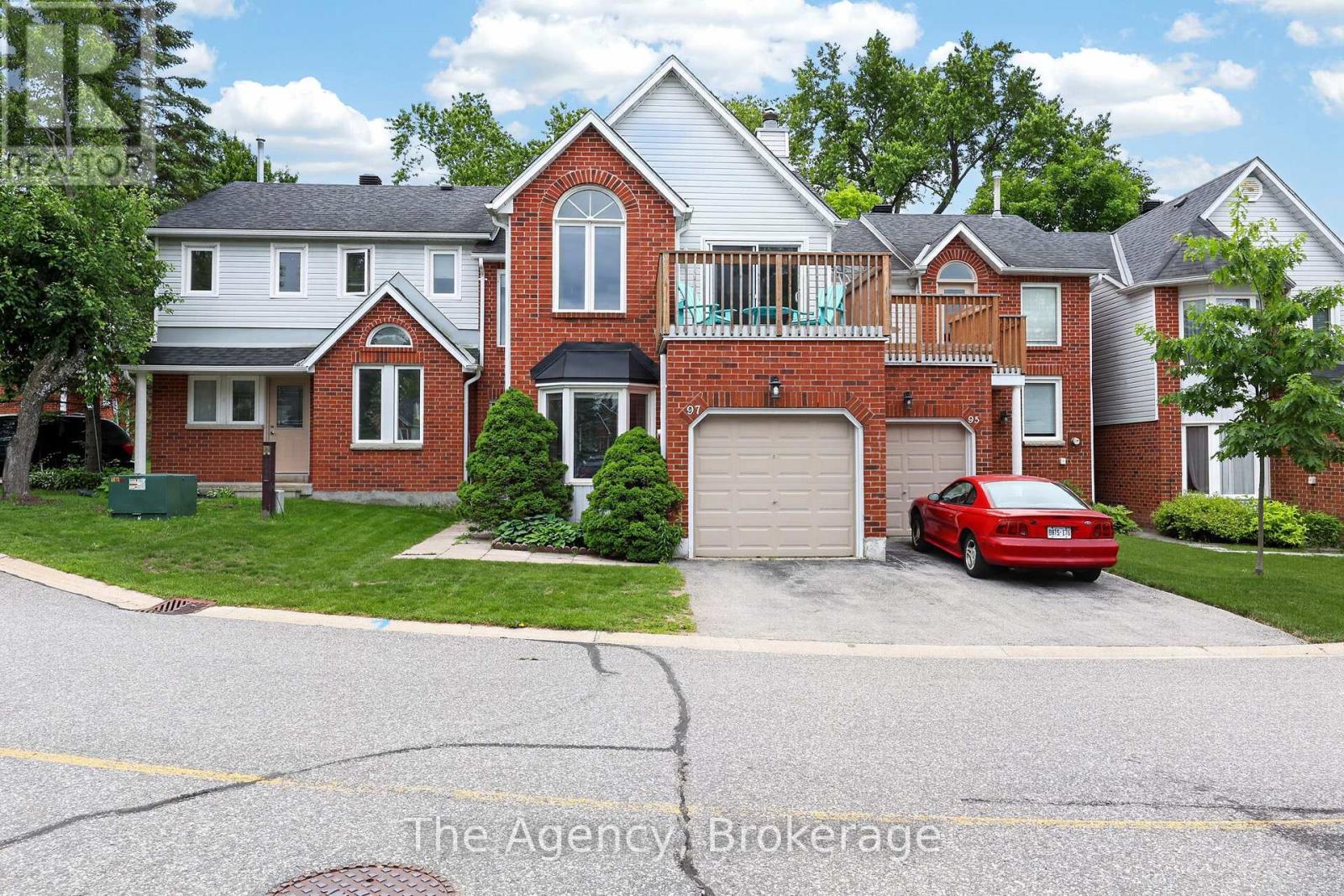 97 Shoreline Drive, Bracebridge, Ontario  P1L 1Z4 - Photo 2 - X13501500