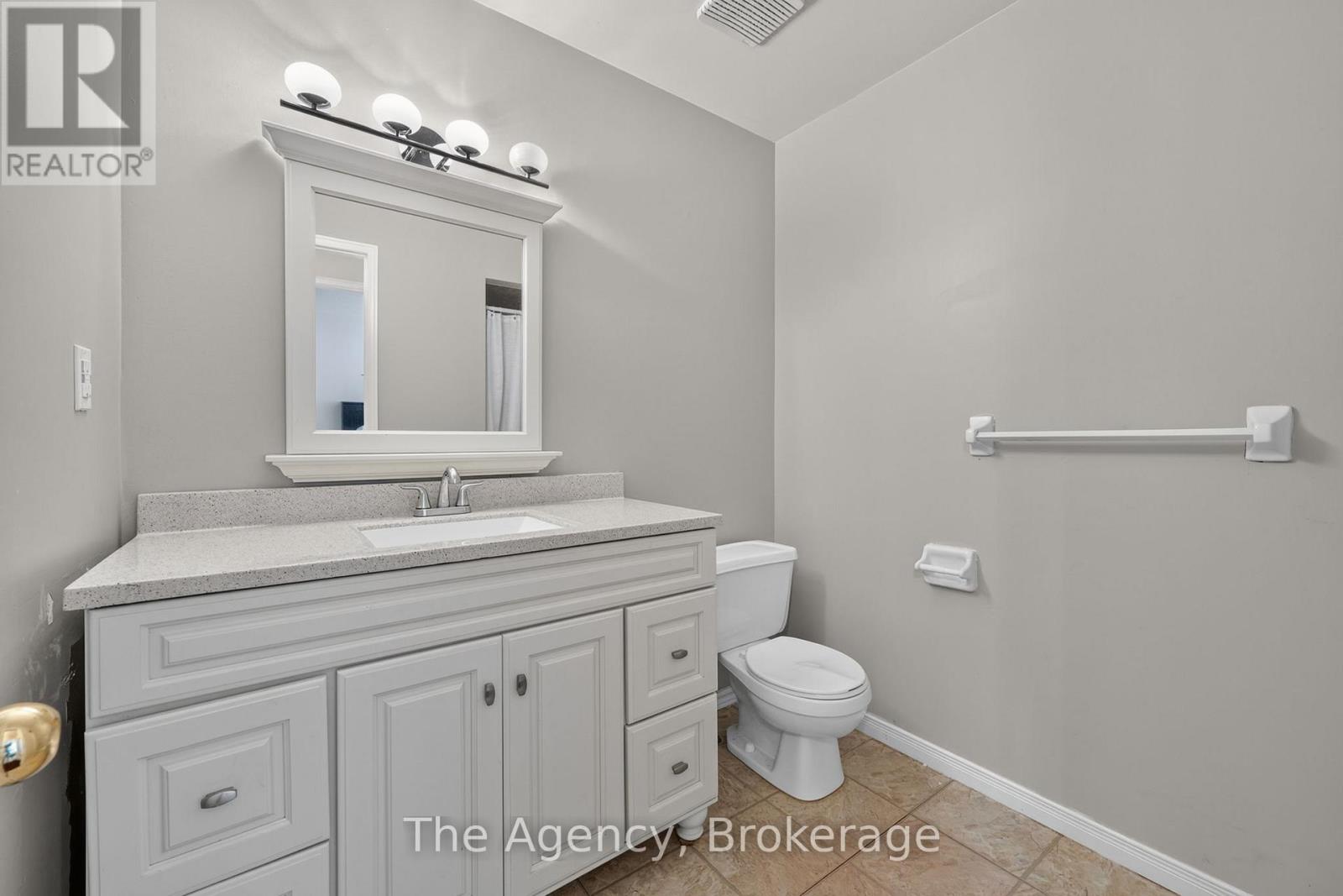 97 Shoreline Drive, Bracebridge, Ontario  P1L 1Z4 - Photo 38 - X13501500