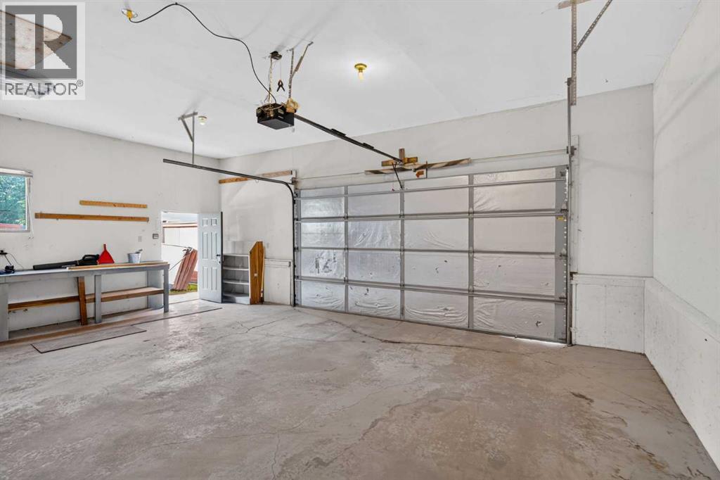 24 Mckenna Mews Se, Calgary, Alberta  T2Z 1W8 - Photo 29 - A2324963