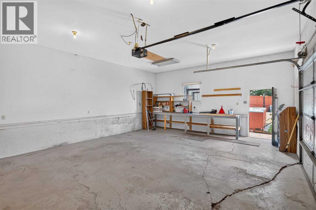24 Mckenna Mews Se, Calgary, Alberta  T2Z 1W8 - Photo 30 - A2324963