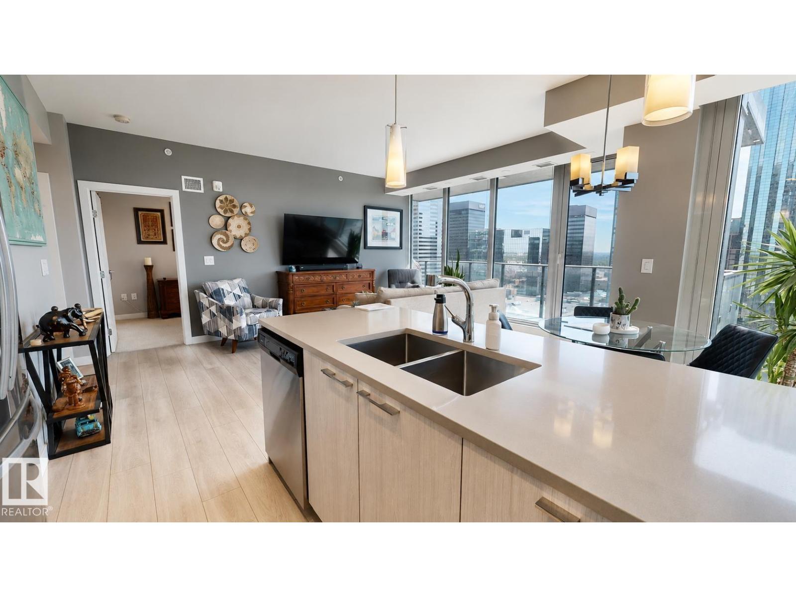 #1904 10180 103 St NW, Edmonton, Alberta  T5J 0L1 - Photo 7 - E4496245