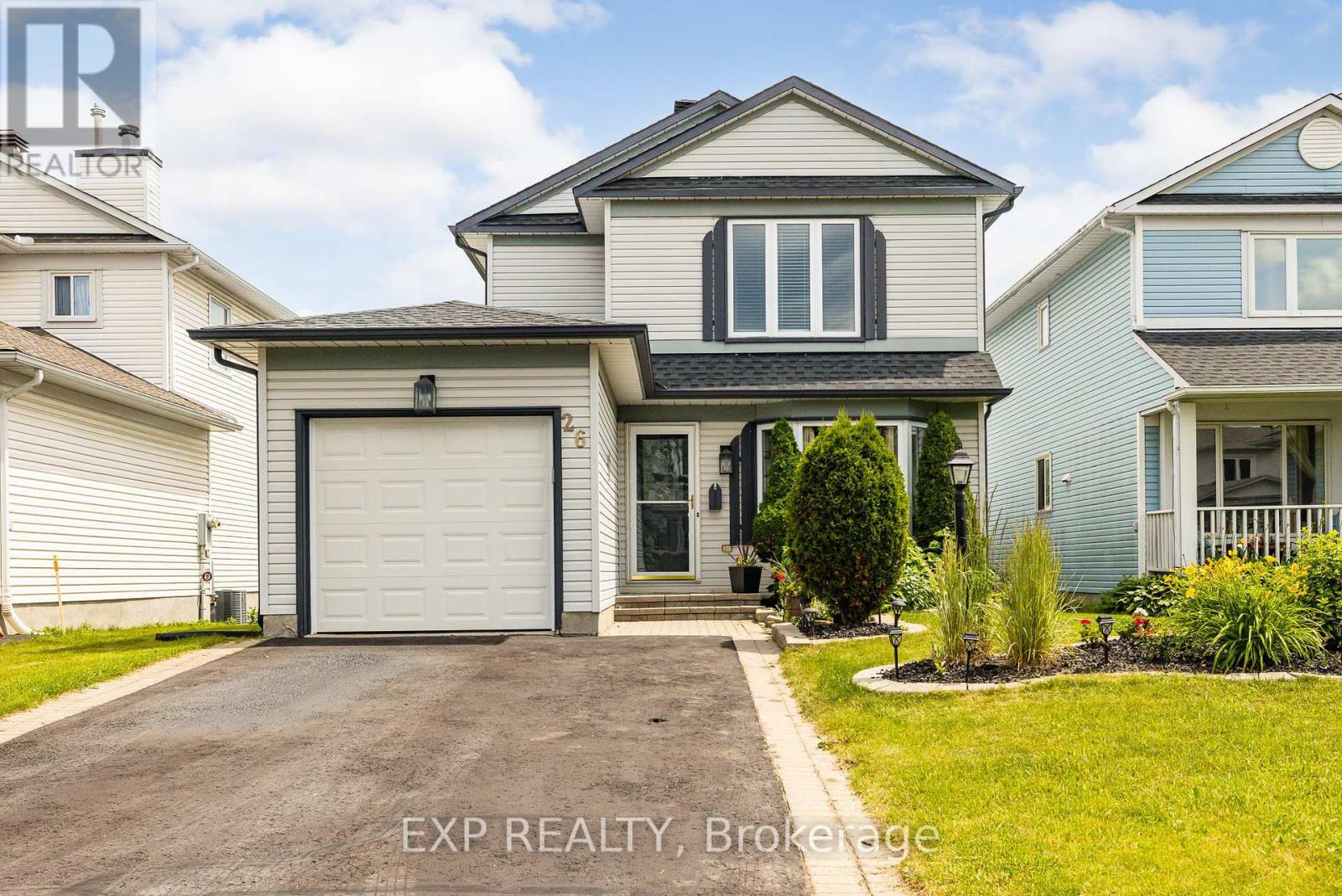 26 Vesta Street, Ottawa, Ontario  K2J 3Y9 - Photo 2 - X13501414